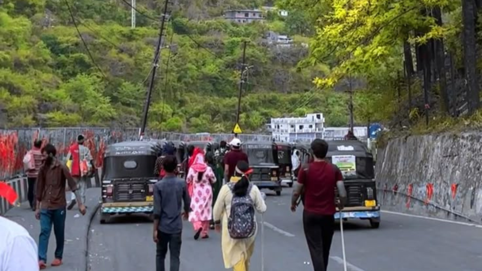 वैष्णो देवी यात्रा में यात्रियों के लिए सुविधा: अर्धकुंवारी, संजीछत्त और भवन में बने विश्राम हॉल